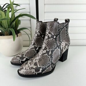 Blondo Waterproof Snake Print Ankle Boot Block Heel Zip Leather Bootie Size 11 M